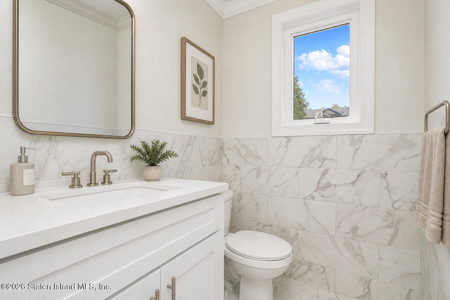 219 Barnard Avenue Image 5