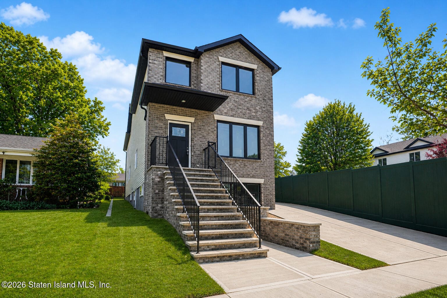 219 Barnard Avenue Image 3