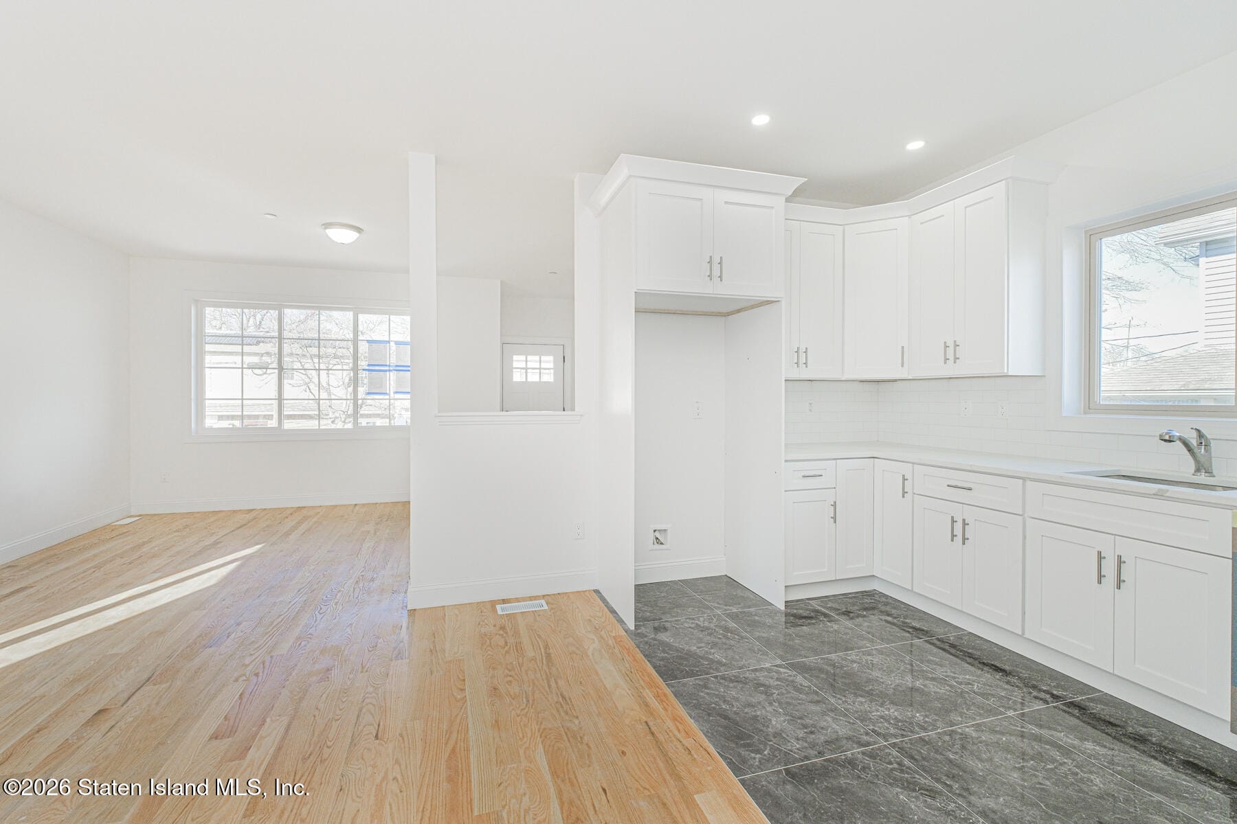 16 Church Avenue, Staten Island, NY, 10314 image 30
