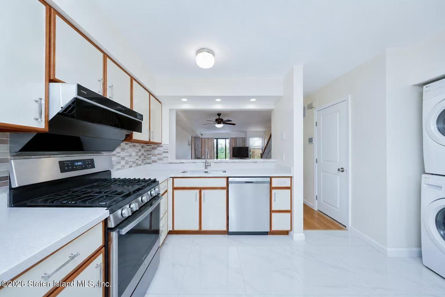 23 Venus Lane, Staten Island, NY, 10314 image 10