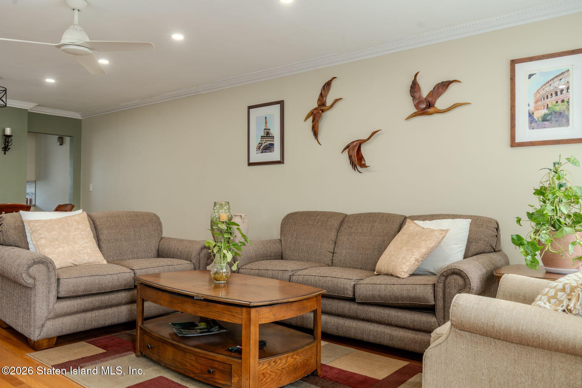 579 Britton Avenue Image 3
