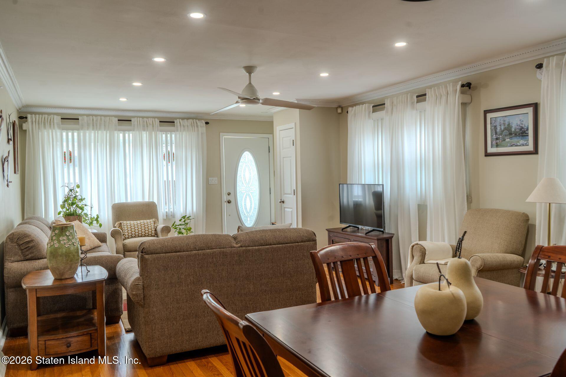 579 Britton Avenue Image 2