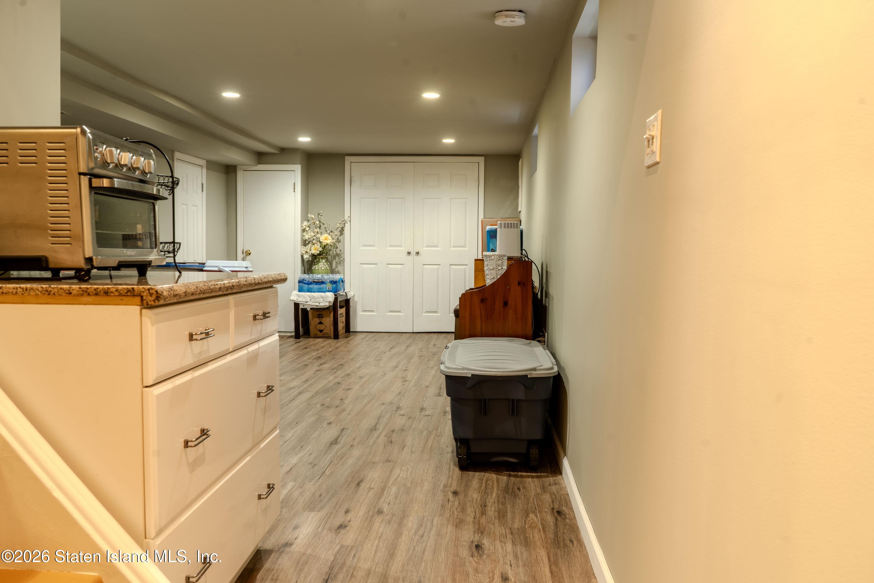 579 Britton Avenue, Staten Island, NY, 10304 image 17