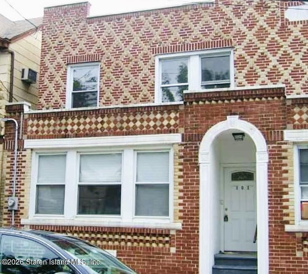 103 Monroe Avenue, Staten Island, NY, 10301