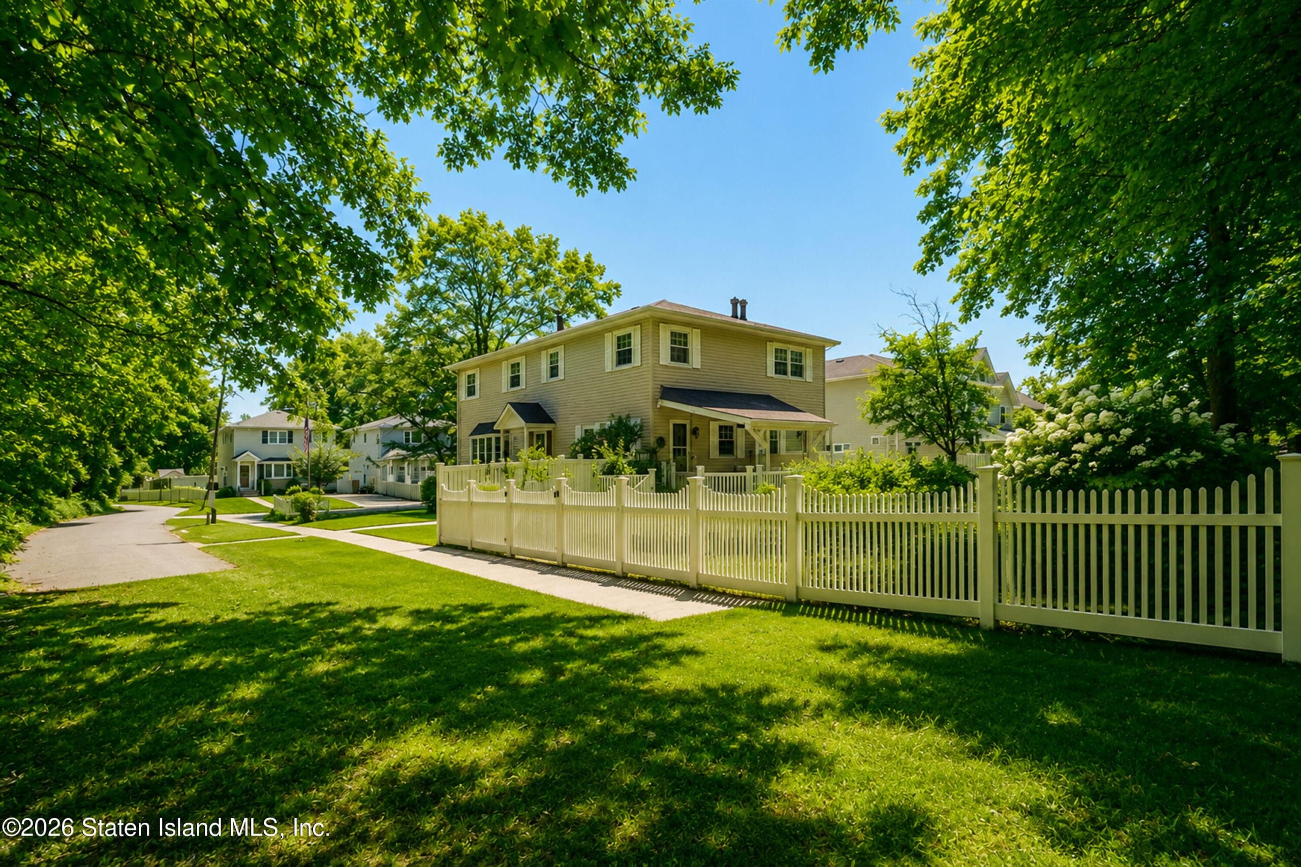 256 Richard Avenue Image 5