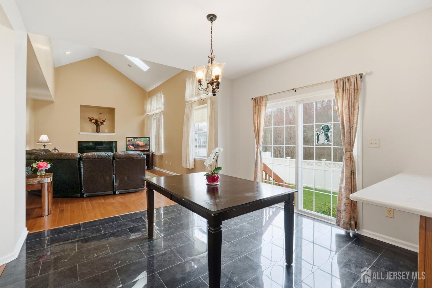74 Kelly Way, South Brunswick, NJ, 08852 image 15