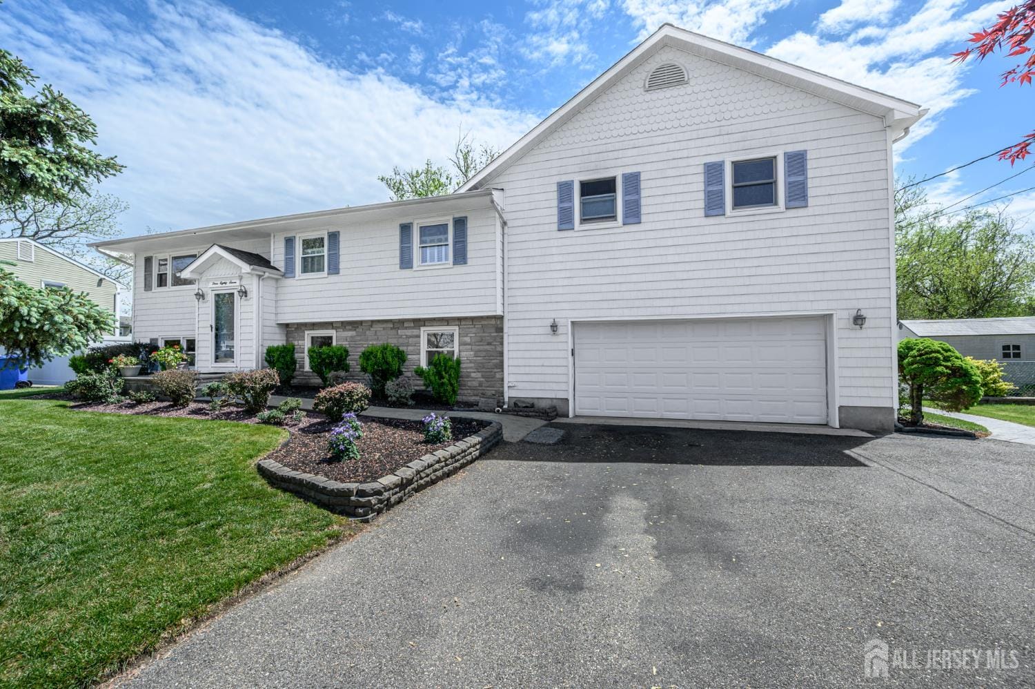 387 Suburban Drive, Toms River, NJ, 08753