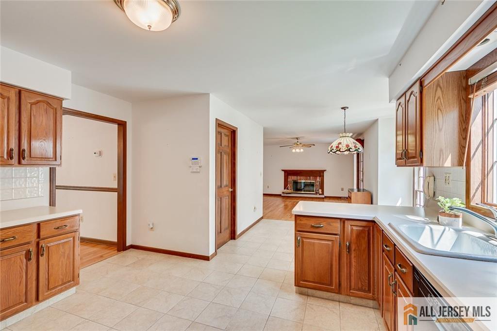 194 Plainfield Road, Edison, NJ, 08820 image 23