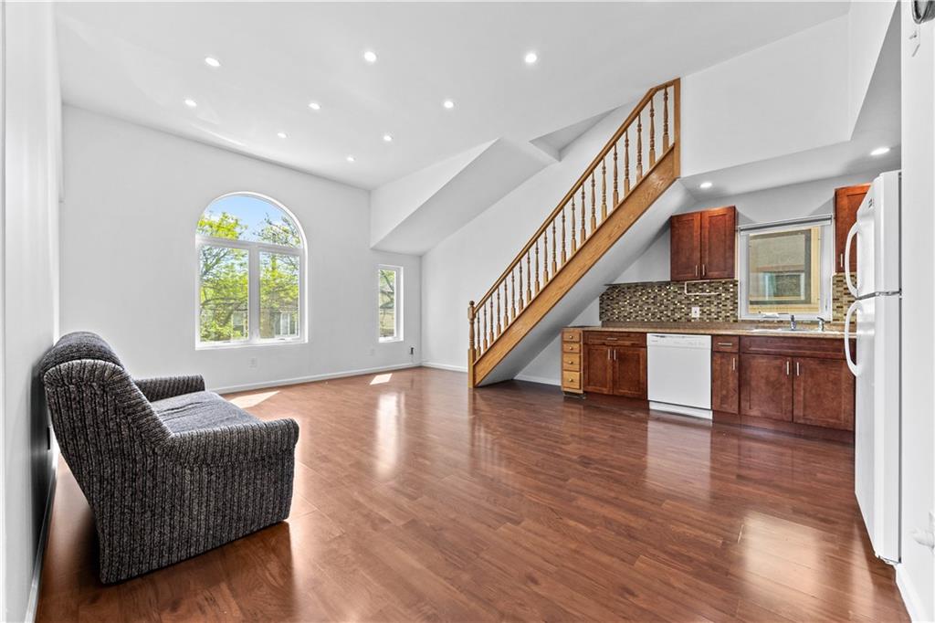 2440 East 12th Street, Brooklyn, New York, 11235 image 14