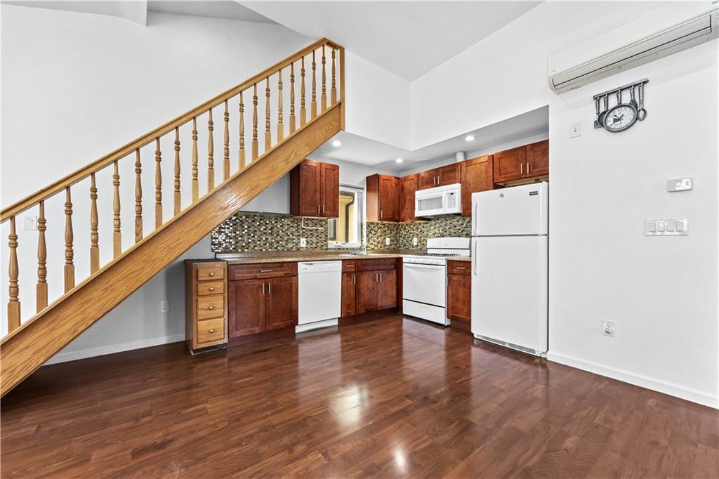 2440 East 12th Street, Brooklyn, New York, 11235 image 15