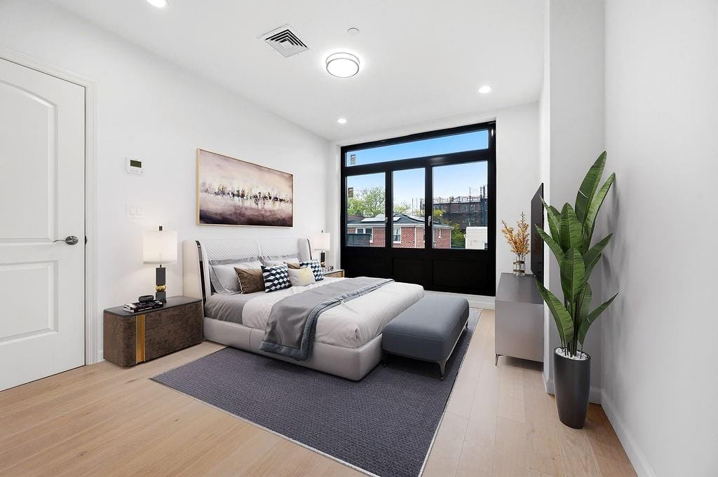 207 Bay 35th Street 3B Image 5