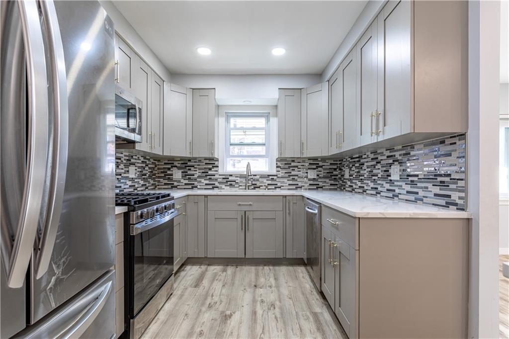 2732 Ford Street, Brooklyn, New York, 11235 image 22