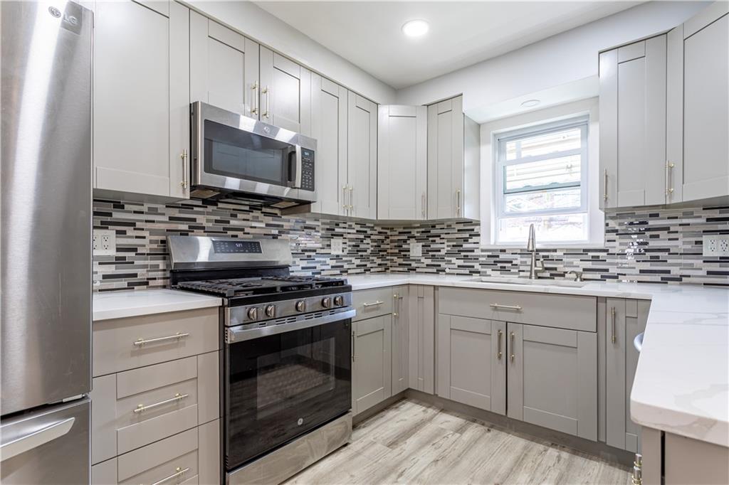 2732 Ford Street, Brooklyn, New York, 11235 image 23