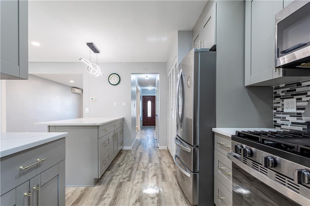 2732 Ford Street, Brooklyn, New York, 11235 image 24