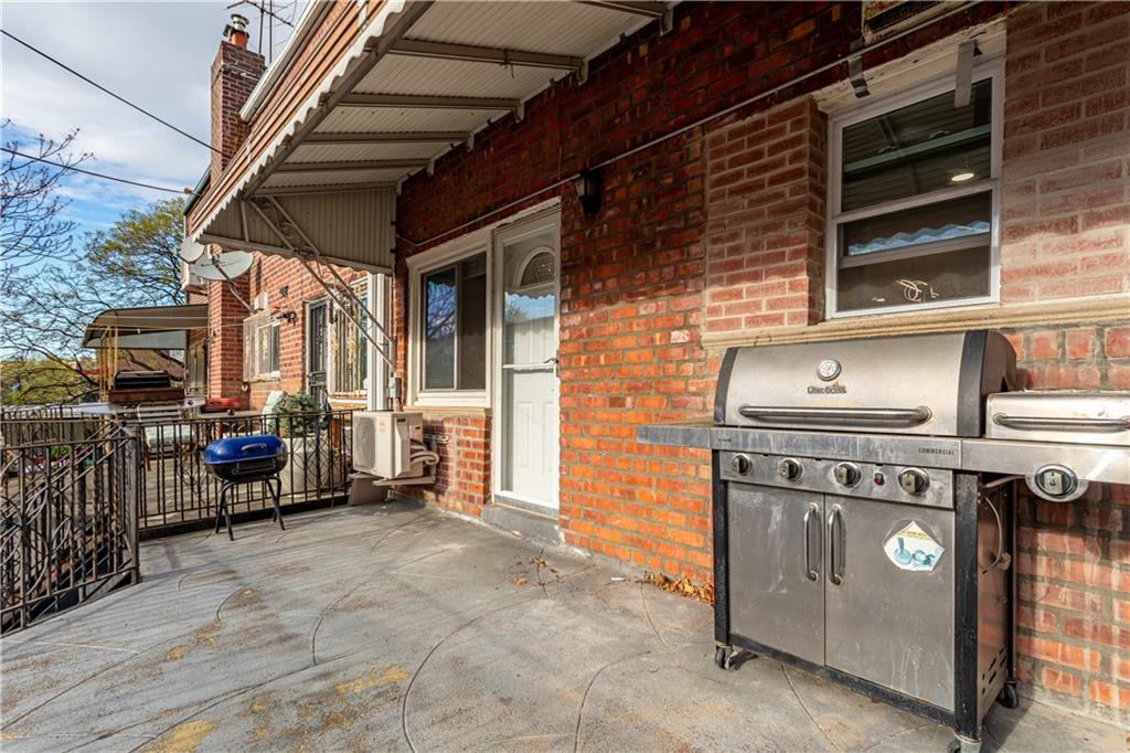 2732 Ford Street, Brooklyn, New York, 11235 image 26