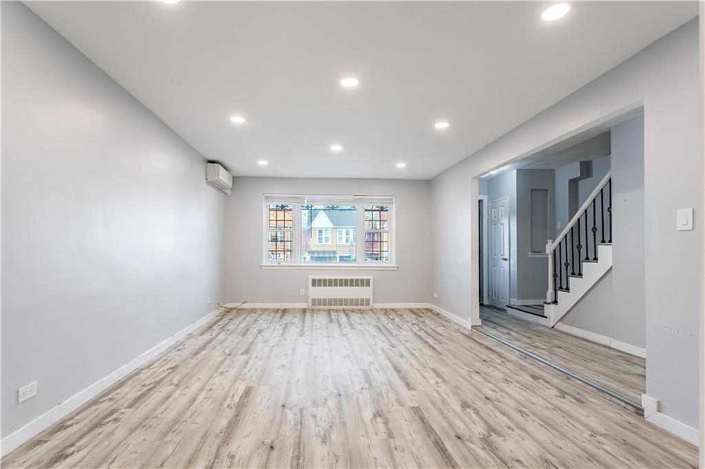 2732 Ford Street, Brooklyn, New York, 11235 image 41