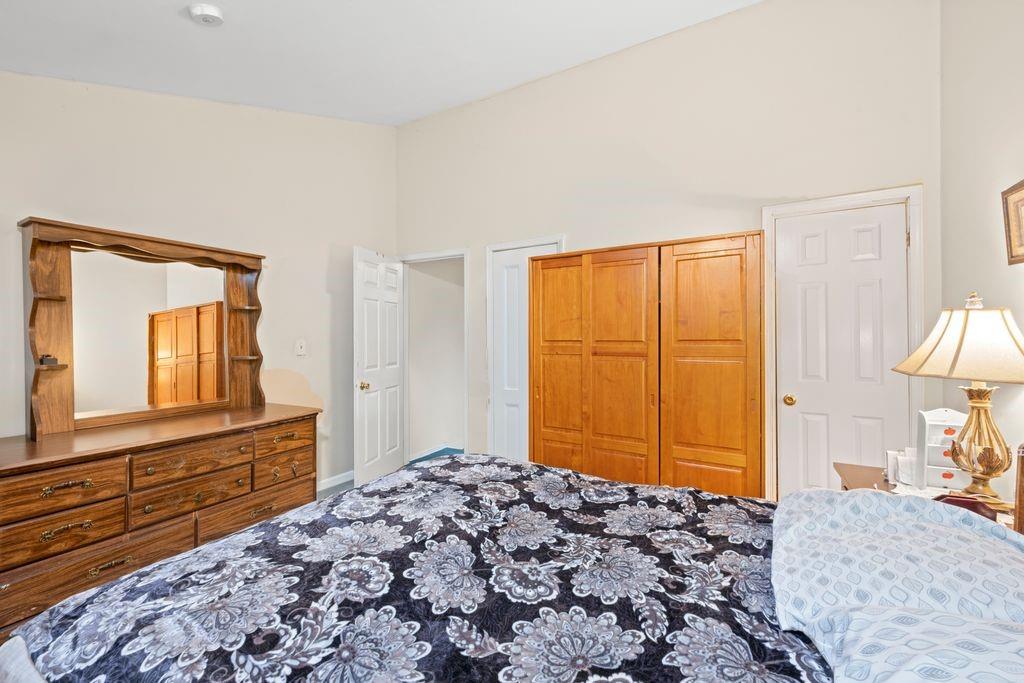 84 Long Pond Lane, Staten  Island, New York, 10304 image 22