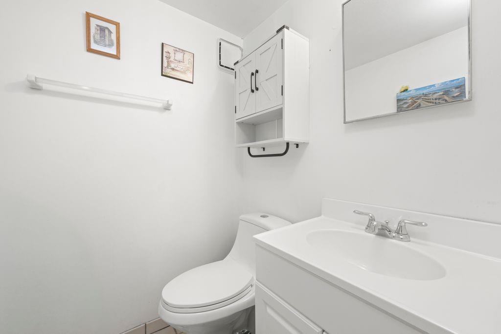 84 Long Pond Lane, Staten  Island, New York, 10304 image 6
