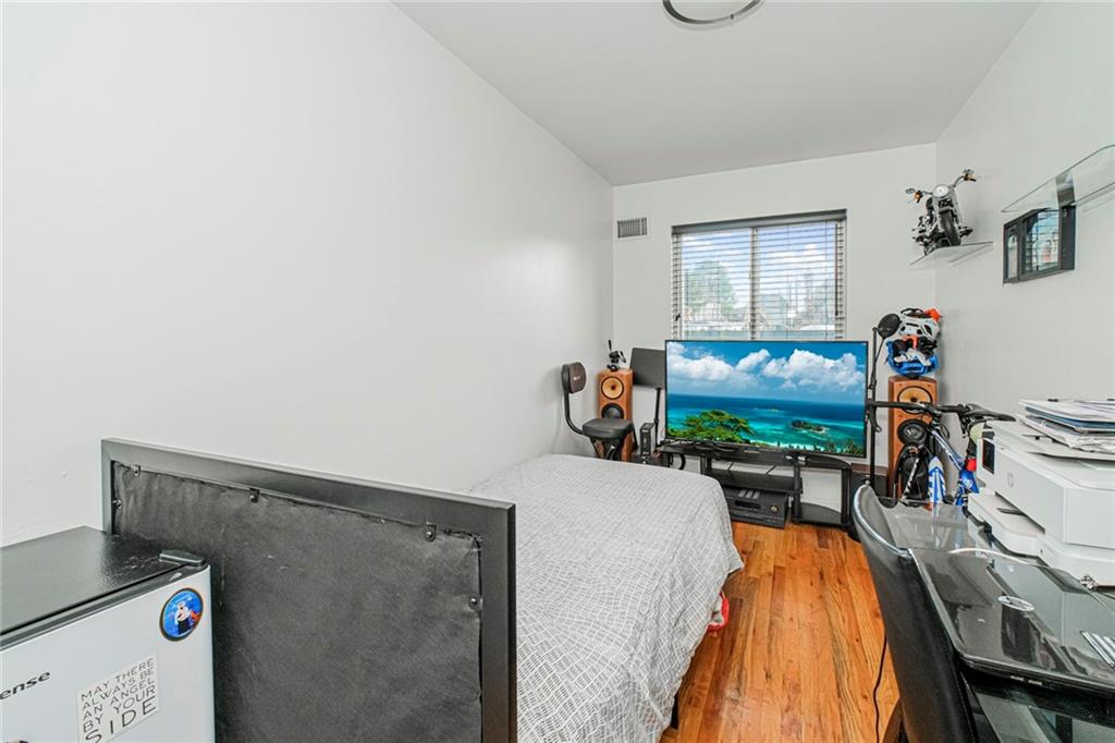 6 Raymond Place, Staten  Island, New York, 10310 image 18