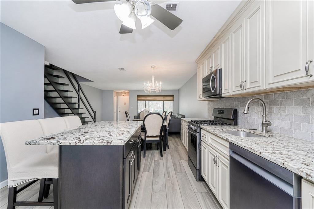 76 Belmar Drive 76 Image 4