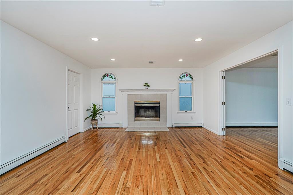 558 Main Street, Staten  Island, New York, 10307 image 15