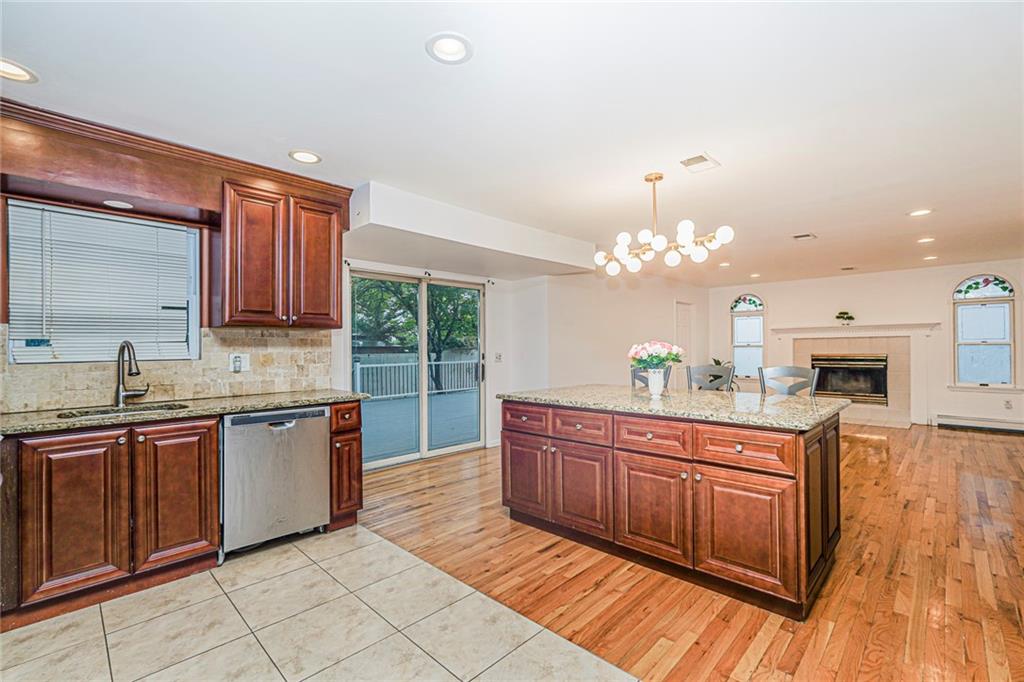 558 Main Street, Staten  Island, New York, 10307 image 18