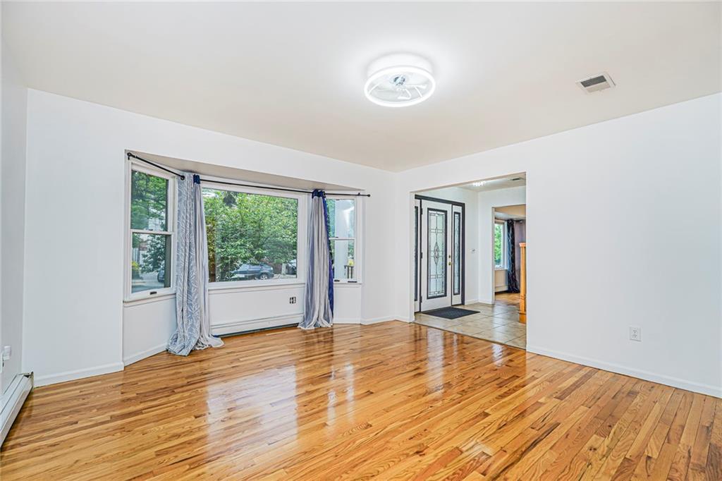 558 Main Street, Staten  Island, New York, 10307 image 25