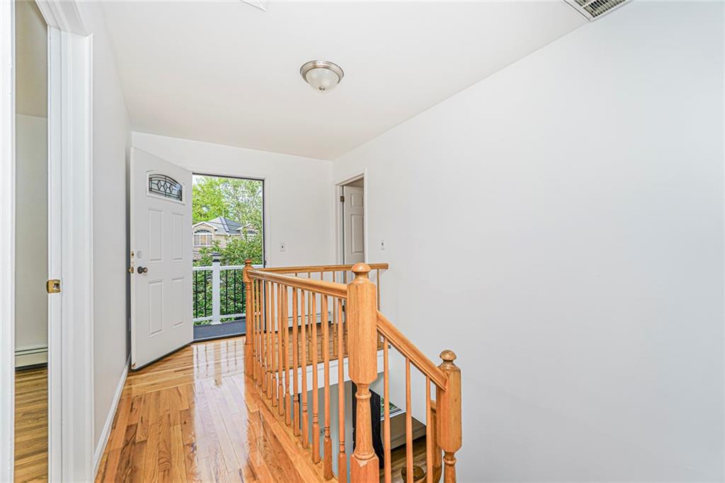 558 Main Street, Staten  Island, New York, 10307 image 36