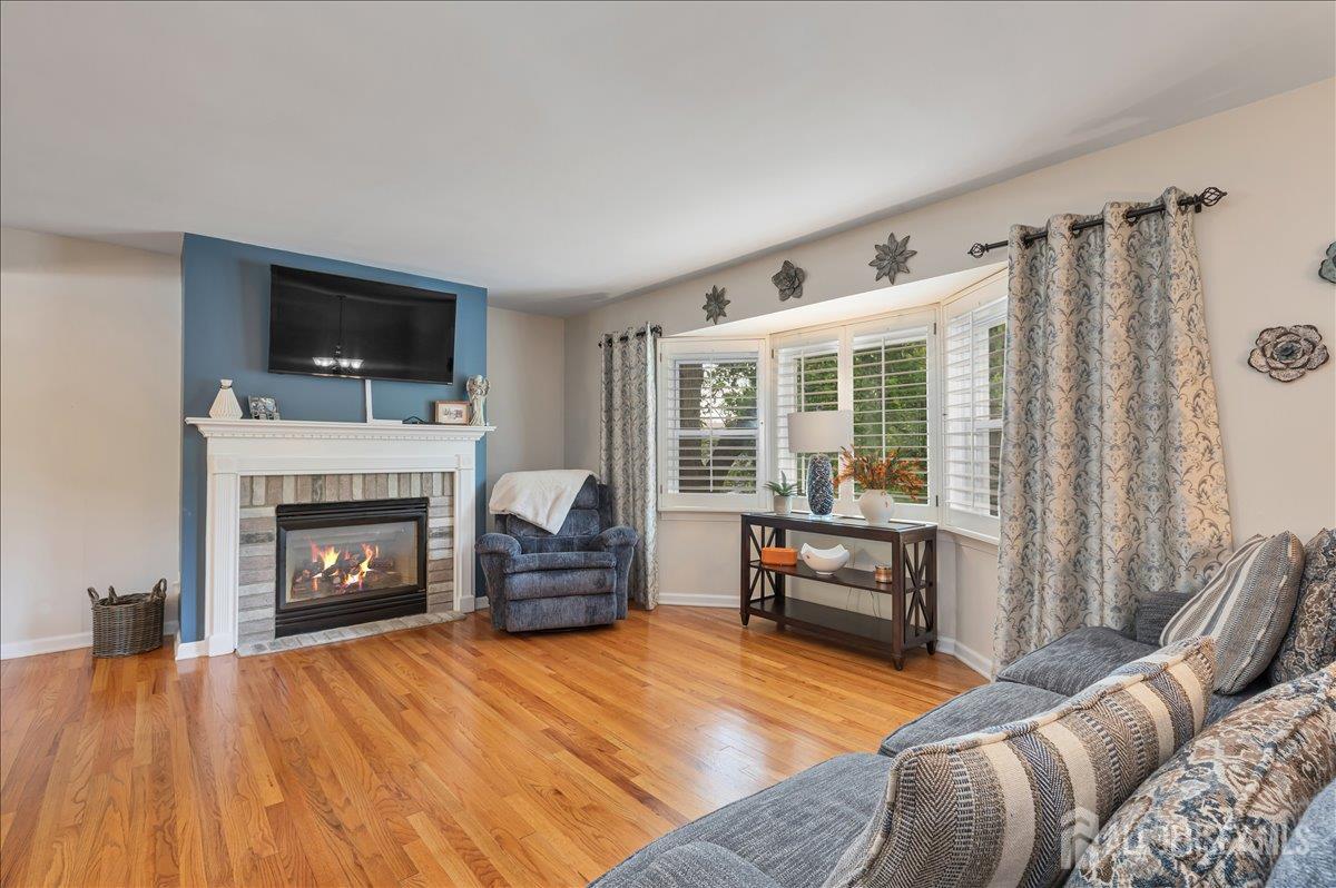 53 University Road Image 2