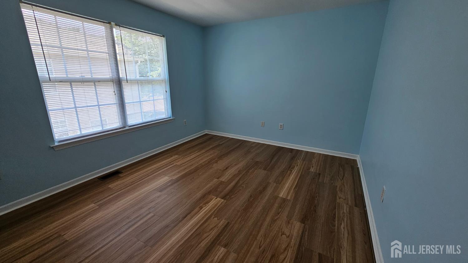 405 Cobblestone Court, South Brunswick, NJ, 08852 image 29