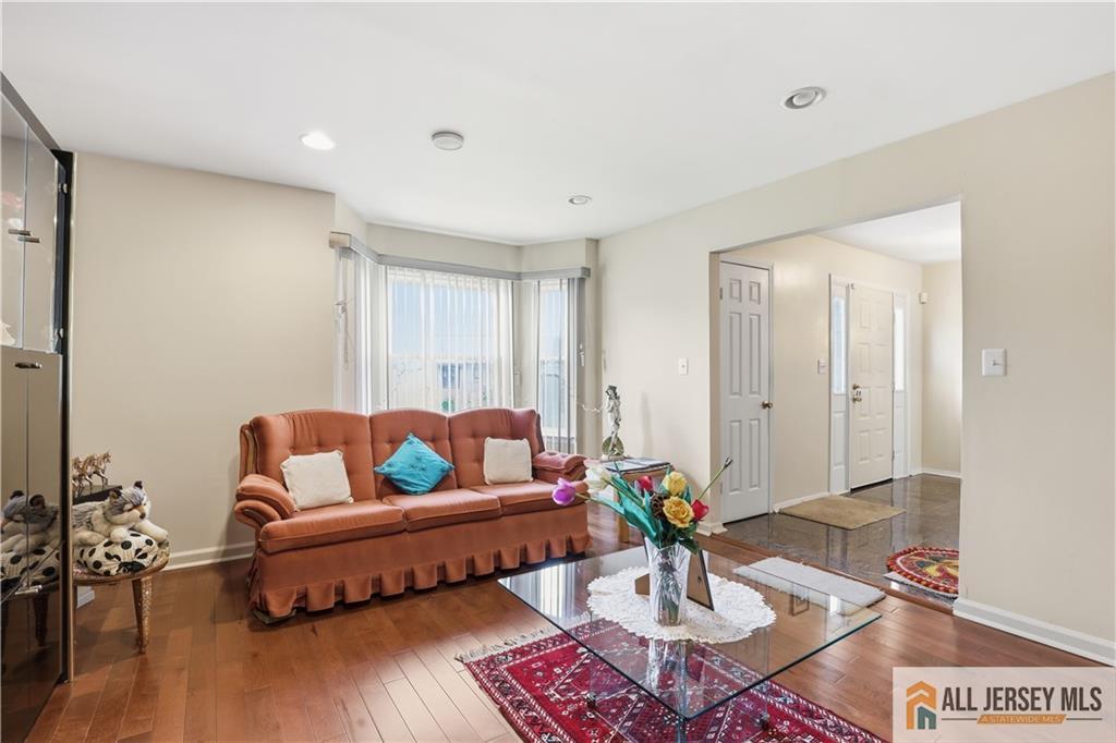 40 La Valencia Road, Old Bridge, NJ, 07726 image 9