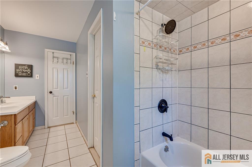 2 Jay Court, South Brunswick, NJ, 08824 image 11