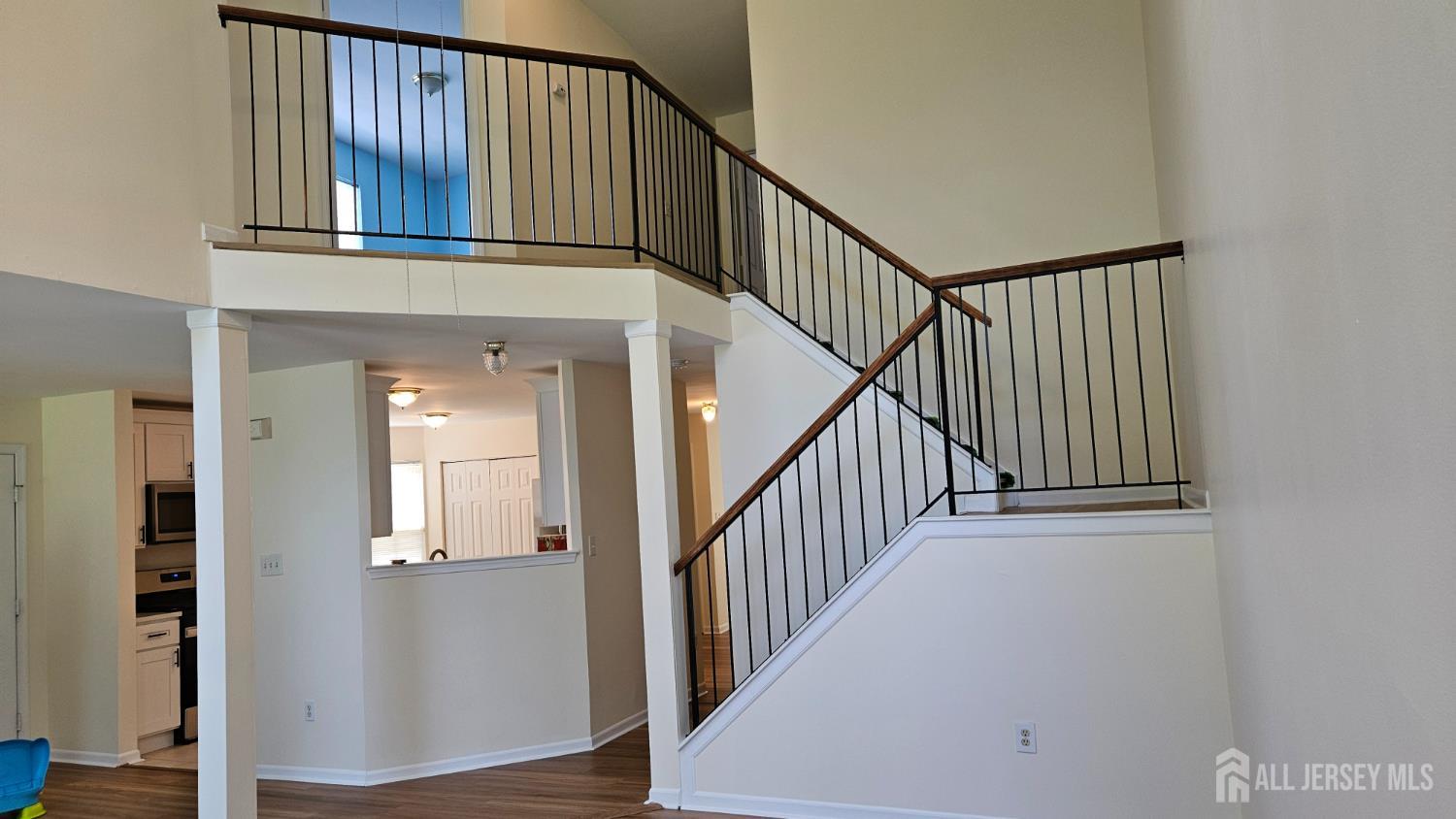 405 Cobblestone Court, South Brunswick, NJ, 08852 image 17