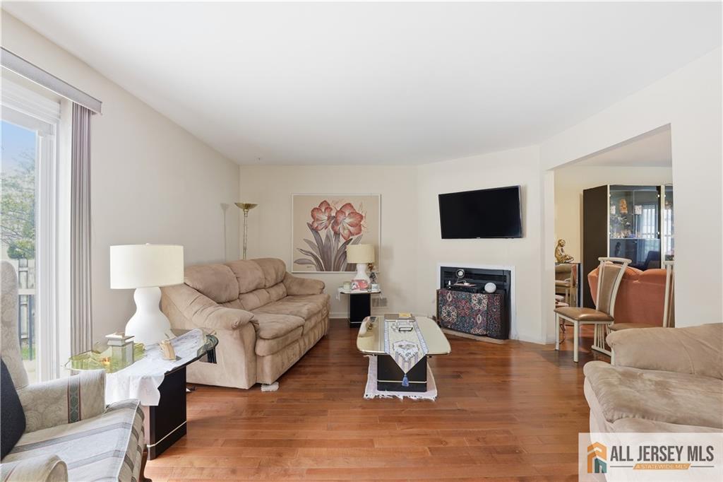 40 La Valencia Road, Old Bridge, NJ, 07726 image 10