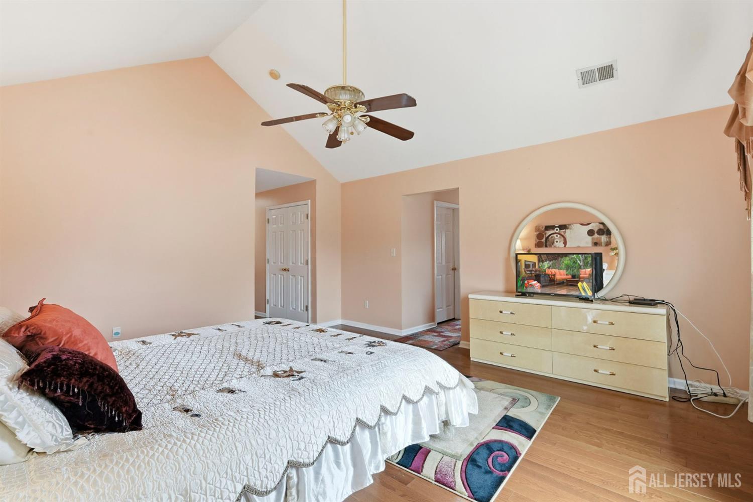 74 Kelly Way, South Brunswick, NJ, 08852 image 24