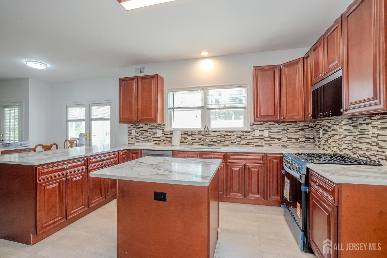 31 Kinglet Drive, Plainsboro, NJ, 08536 image 37